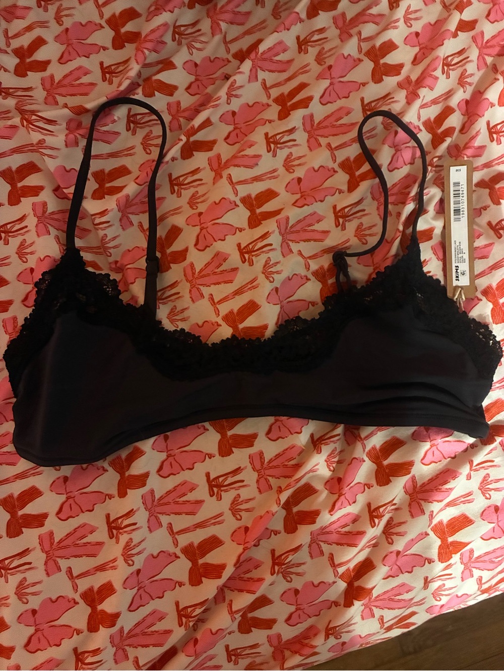 SKIMS Black Lace-Trim Bralette